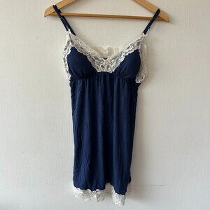 Victorias Secret Nightie Womens Large Blue Lace Trimmed Padded Sexy Cute Teddy